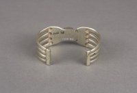 Navajo%20artist%2C%20%3Cb%3E%3Ci%3E%20Bracelet%3C%2Fi%3E%3C%2Fb%3E%2C%20ca.%201880%2C%20turquoise%20and%20silver%2C%20The%20Elizabeth%20Cole%20Butler%20Collection%2C%20no%20known%20copyright%20restrictions%2C%202013.38.11